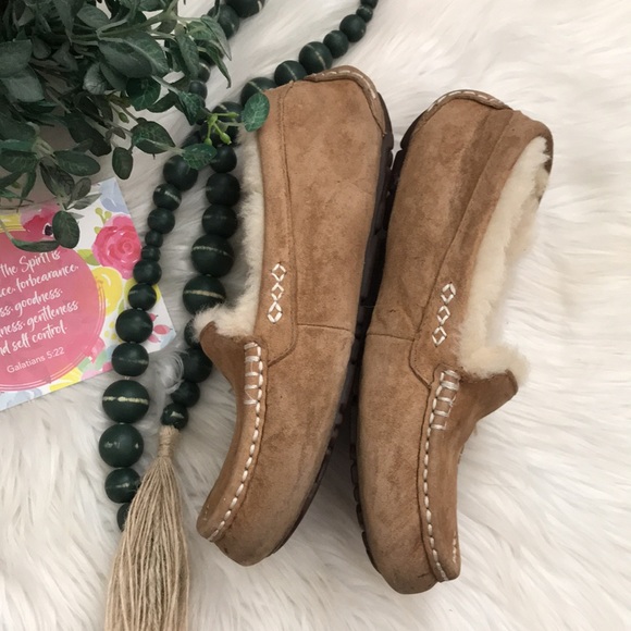 UGG Ansley Slipper in Chestnut Sz 2 - Picture 4 of 10